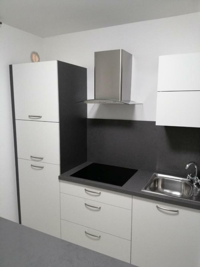 Studio Apartment Mila Пула Экстерьер фото