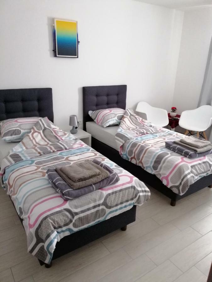 Studio Apartment Mila Пула Экстерьер фото