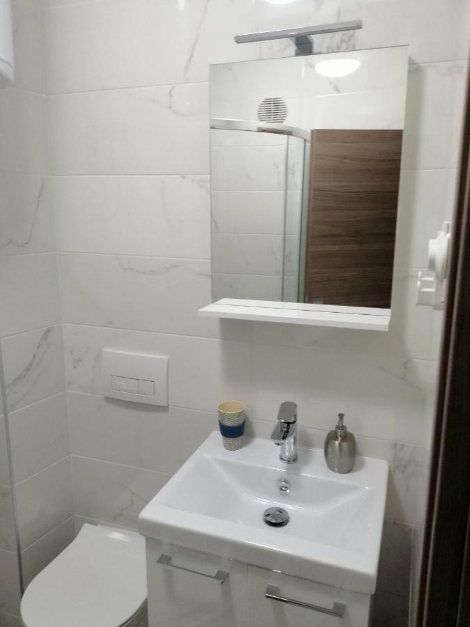 Studio Apartment Mila Пула Экстерьер фото